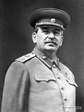 Дорогая моя столица - Где любимый наш Сталин живёт
