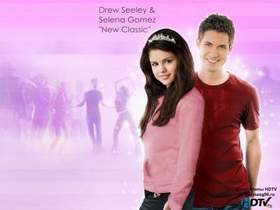 Drew Seeley ft. Selena Gomez - New Classic (Live Version)