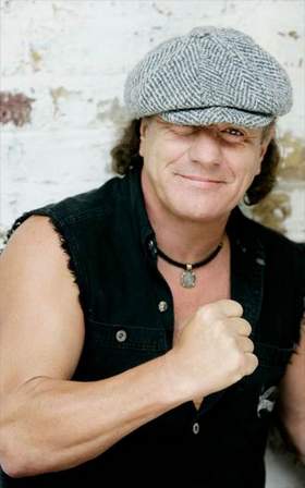 Felix with AC/DC - You Shook Me All Night Long