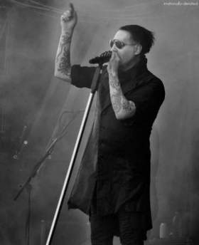 Marilyn Manson & Korn - Cry for You