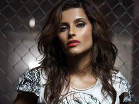 Nelly Furtado - Say it Right (live lounge session)