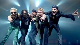 Scorpions - Wind Of Change (With Berlin Philharmonic Orchestra)