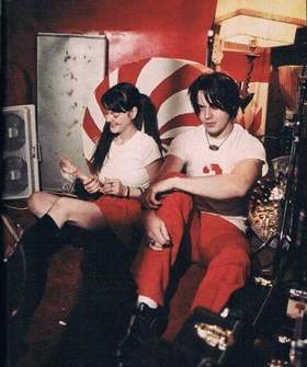 The Greenhornes - Shelter Of Your Arms (The White Stripes cover)